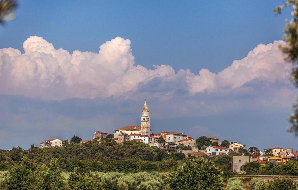 Apartman Aja Kaštelir Εξωτερικό φωτογραφία