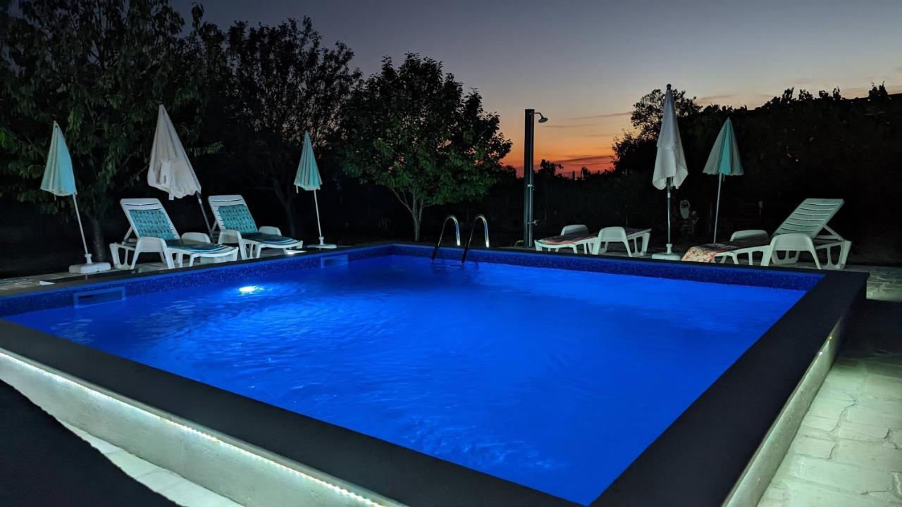 Apartman Aja Kaštelir Εξωτερικό φωτογραφία