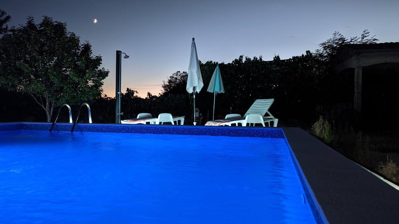 Apartman Aja Kaštelir Εξωτερικό φωτογραφία